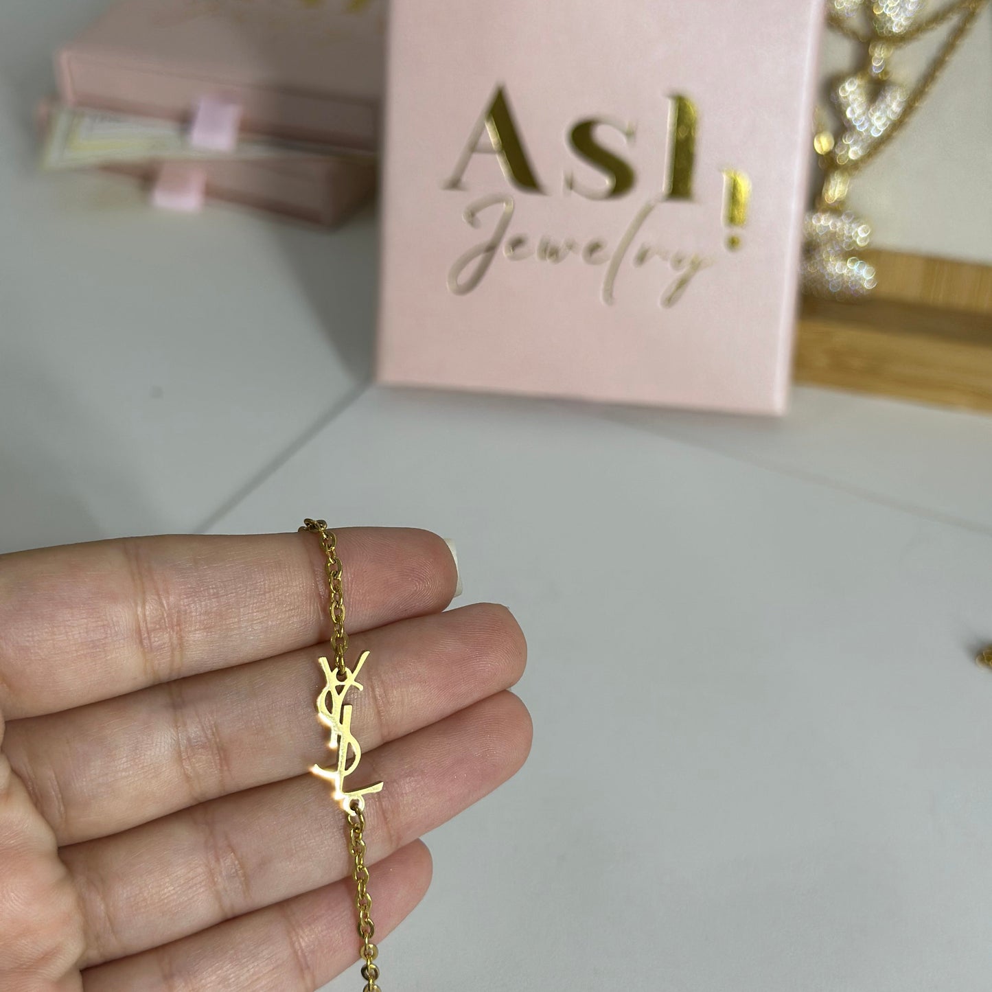 حزمة Ysl ( Collier et Gourmette )