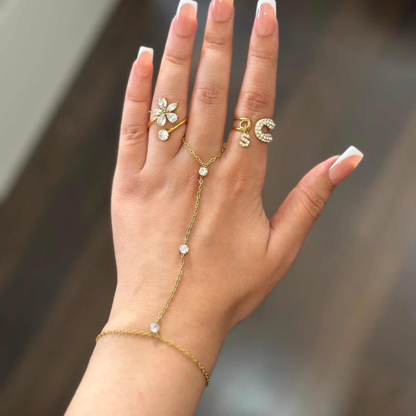 Chaine de main BELLA