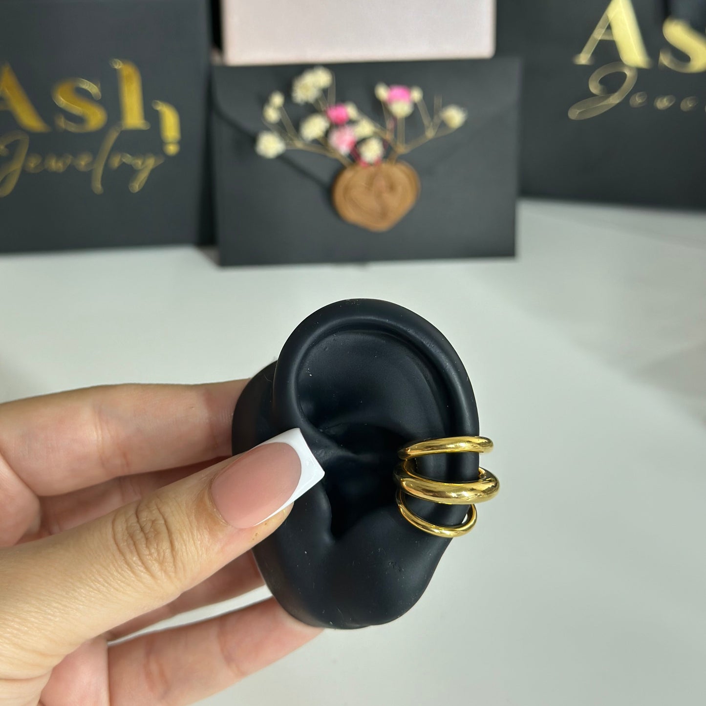 Ear cuff NASHA-1 piece (sans piercing)