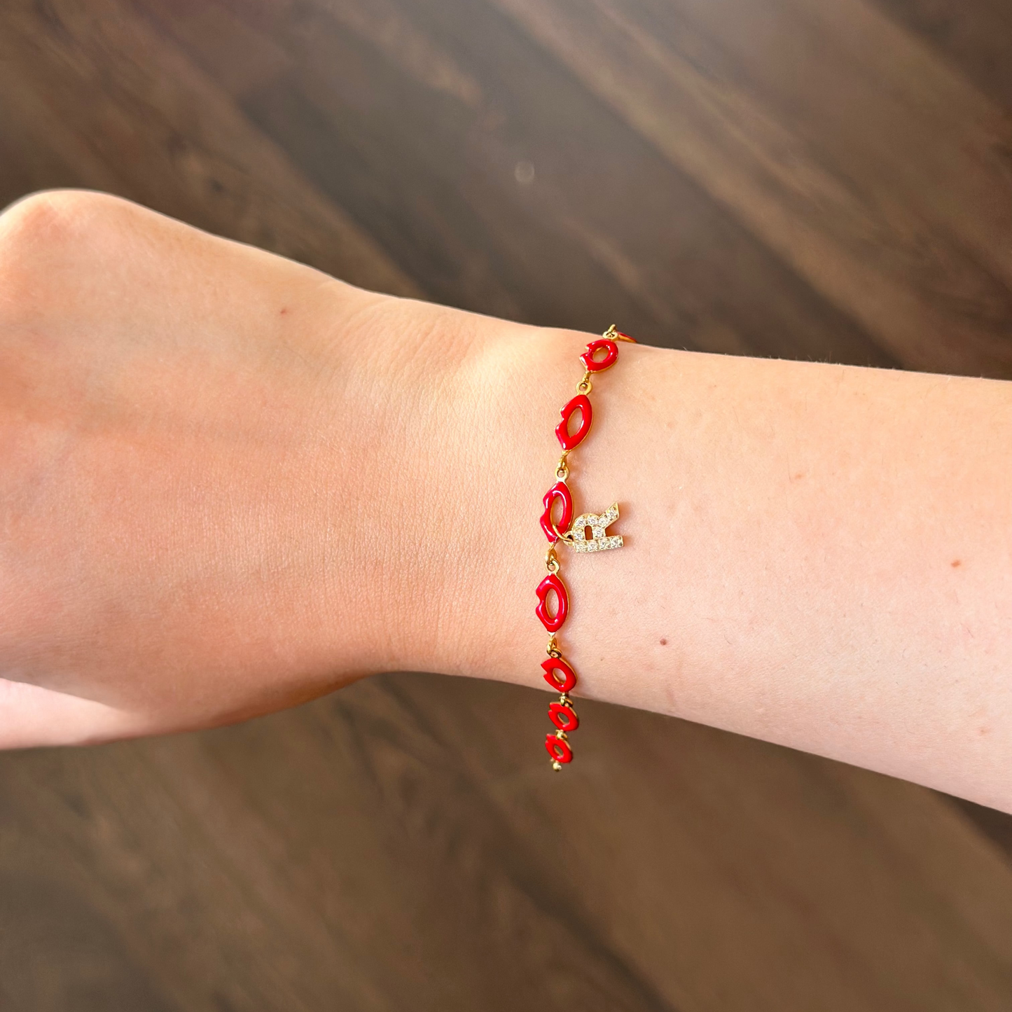 Gourmette initiale BISOUS