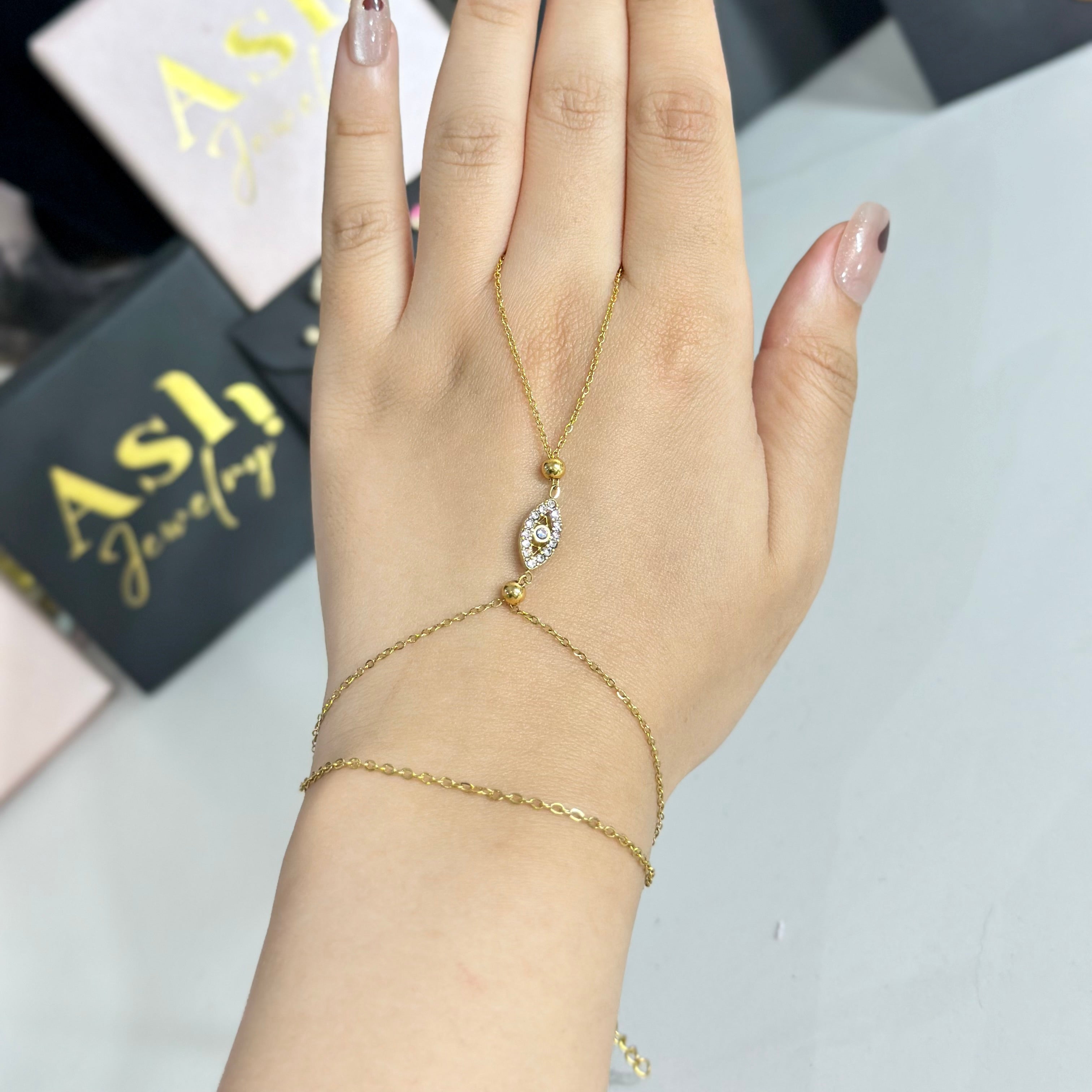 Chaine de main NAZAR