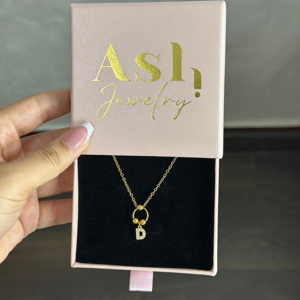 قلادة لوزديا الأصلية