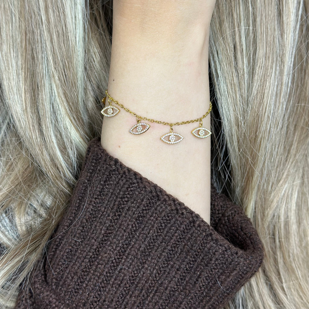 الذواقة الحرف الأول من ديامور