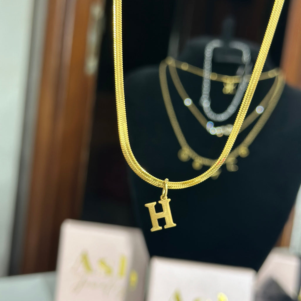 قلادة بيلورا الأصلية