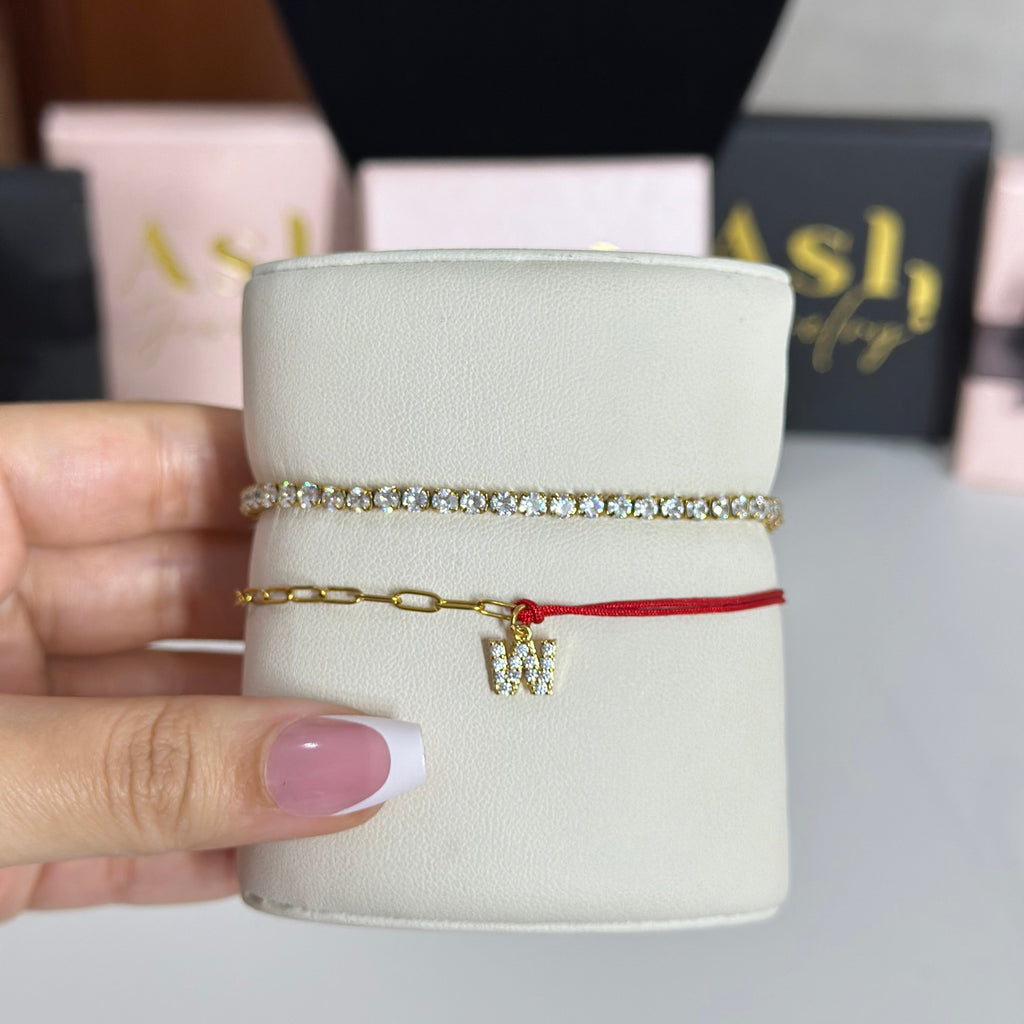 الذواقة الحرف الأول من ROUGALOV