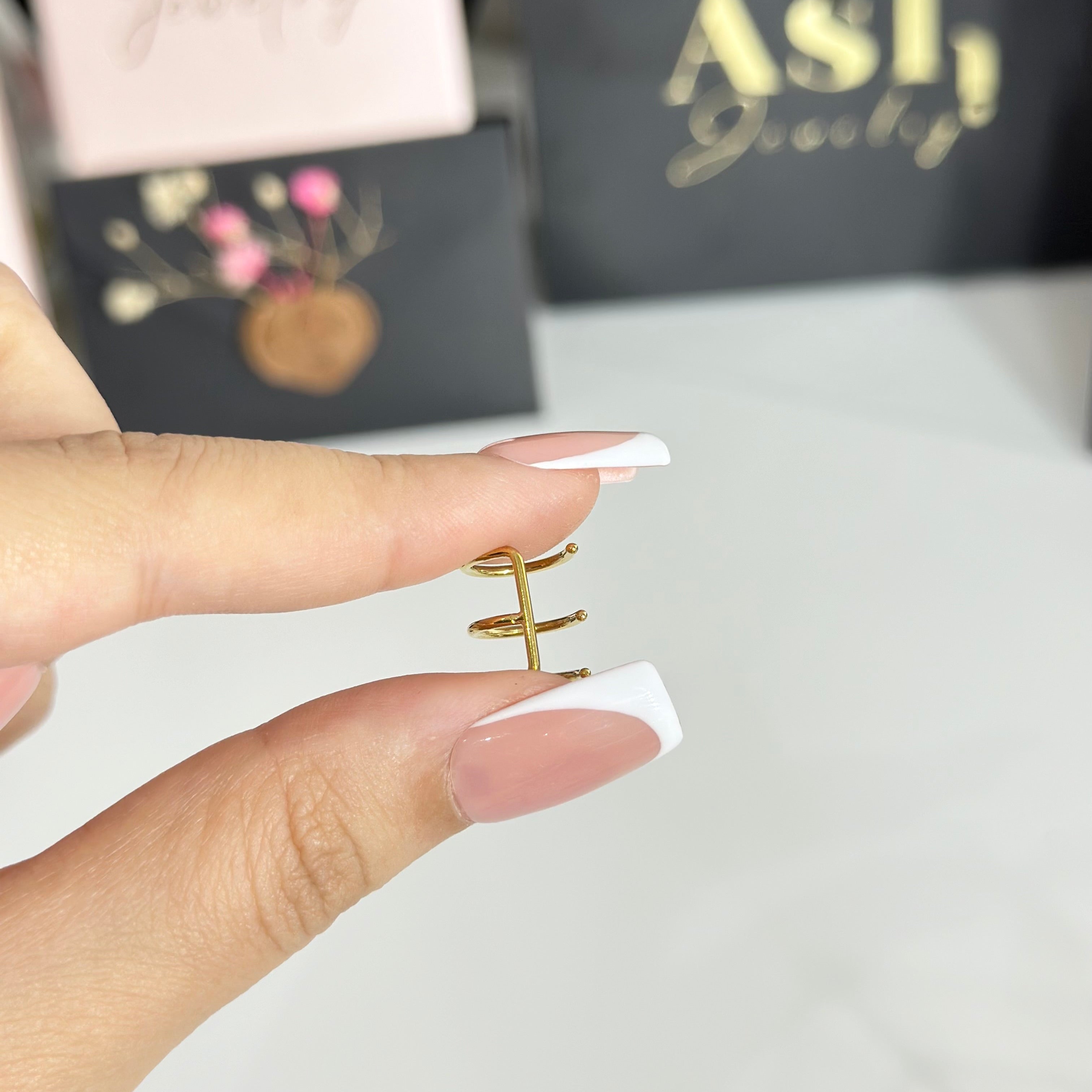 Ear cuff ORINA-1 piece (sans piercing)