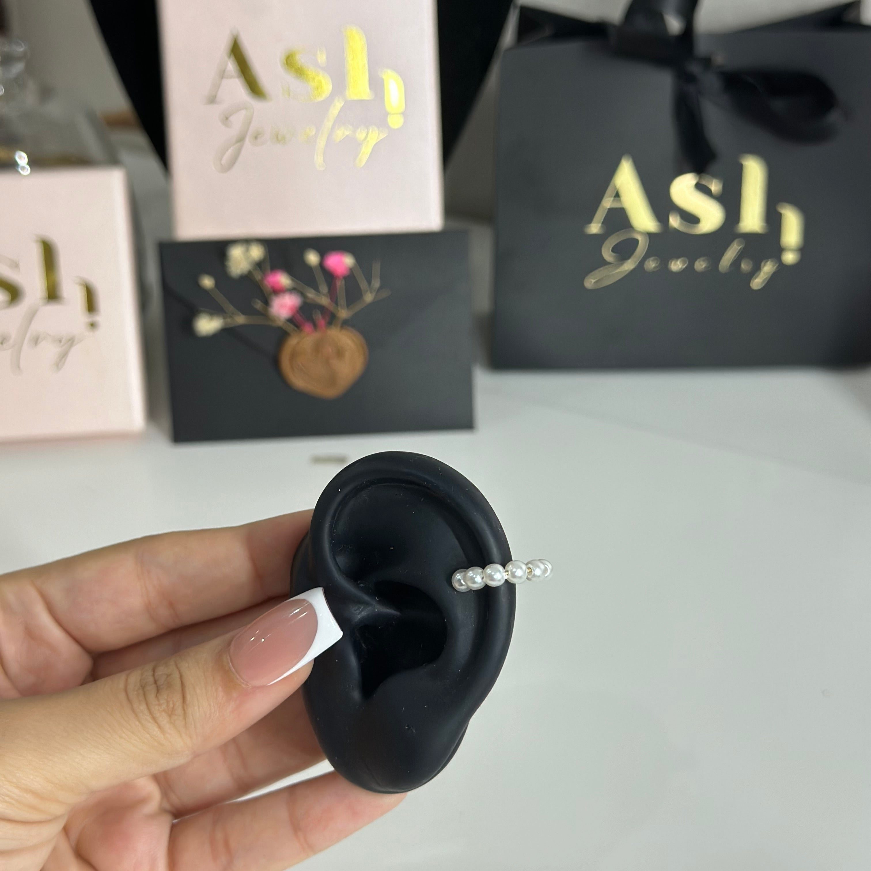 Ear cuff JOHERIA-1 piece (sans piercing)