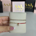 الذواقة الحرف الأول من ROUGALOV