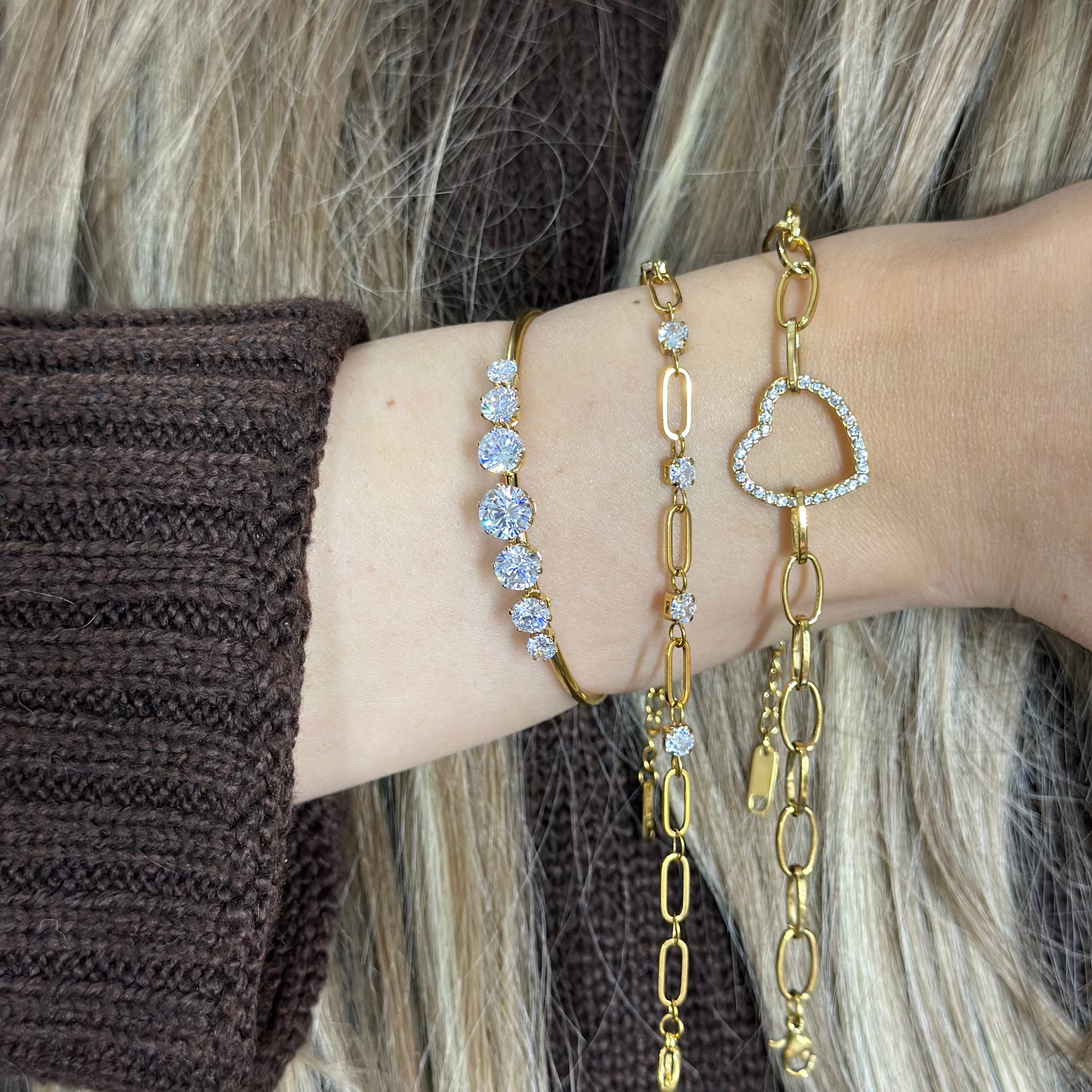 الذواقة الحرف الأول من ديامور