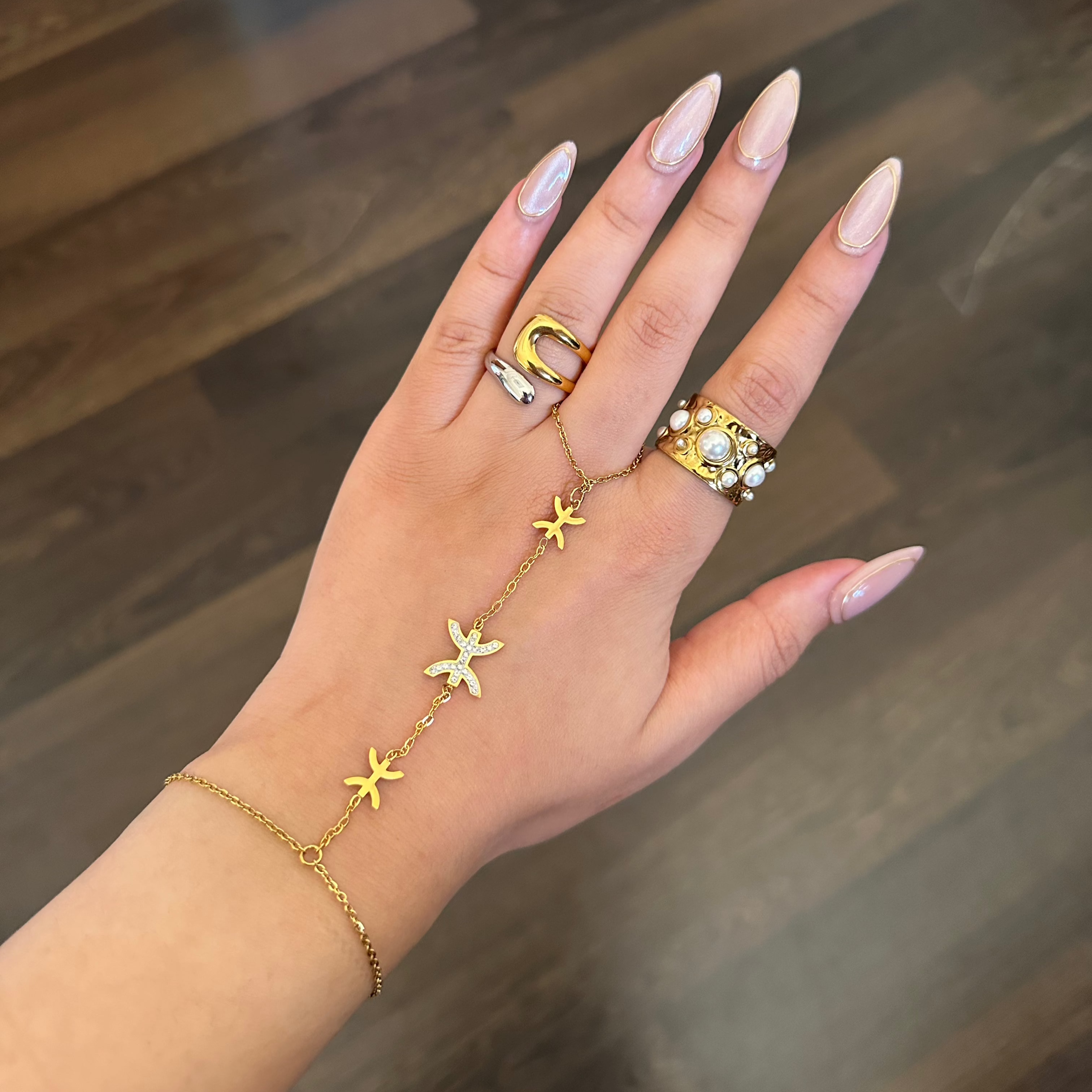 Chaîne de main AMAZIGH ⵣ