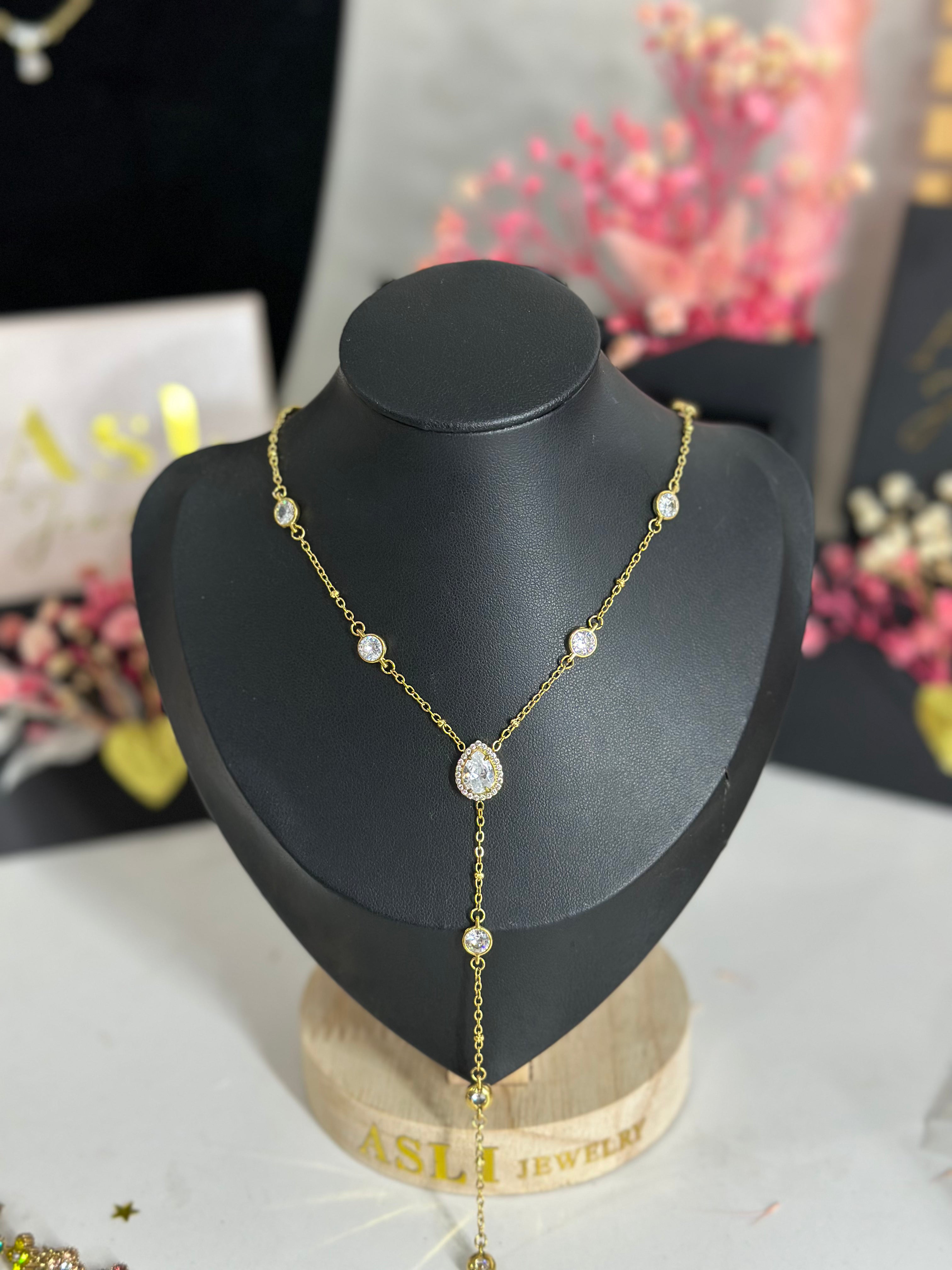 Collier Lydia