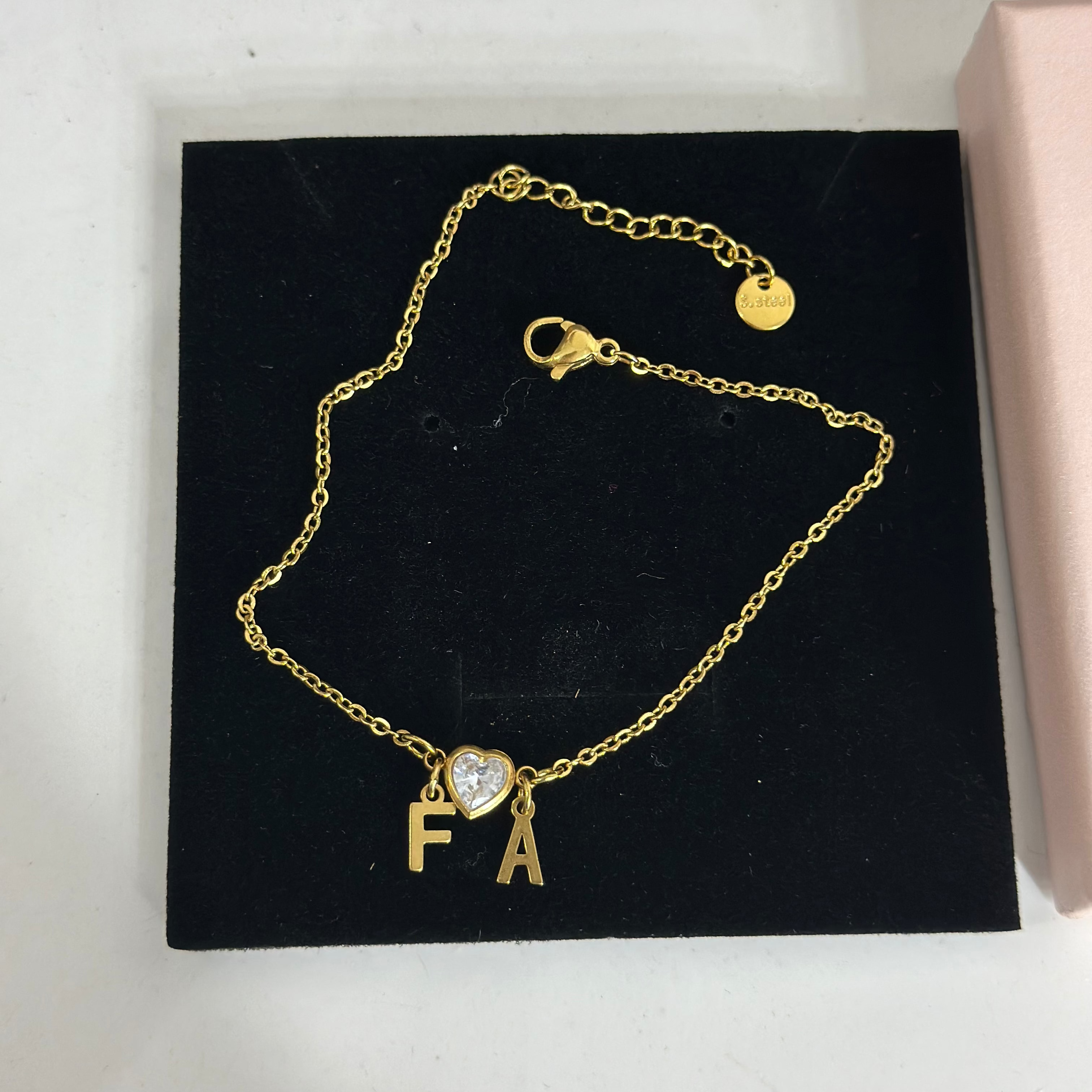 Gourmette initiale Lovy