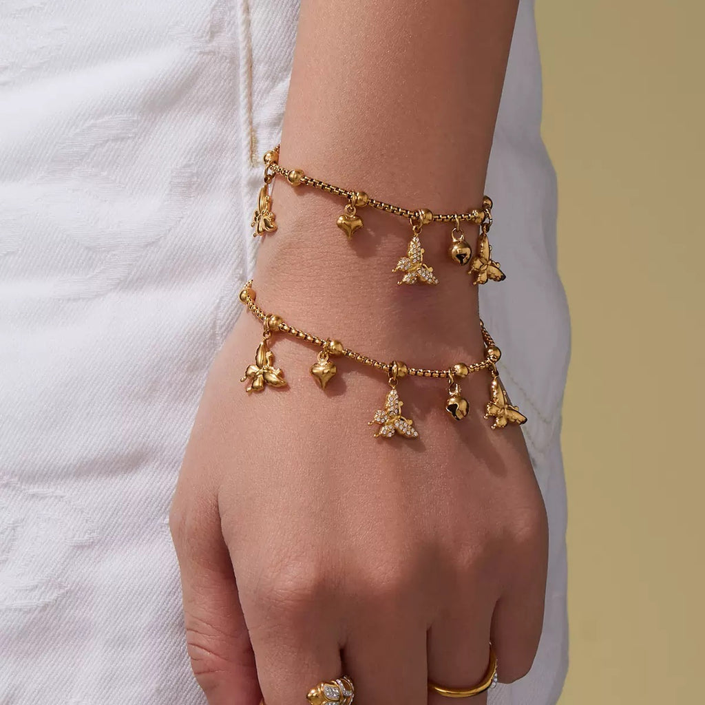 الذواقة الحرف الأول من ديامور