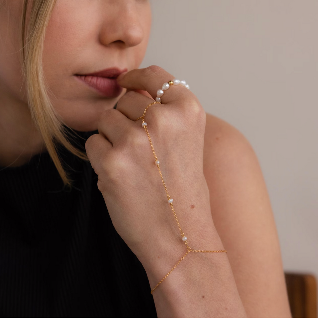 سلسلة اليد الجوهرة