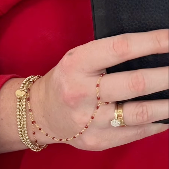 Chaîne de main RougeLuxe