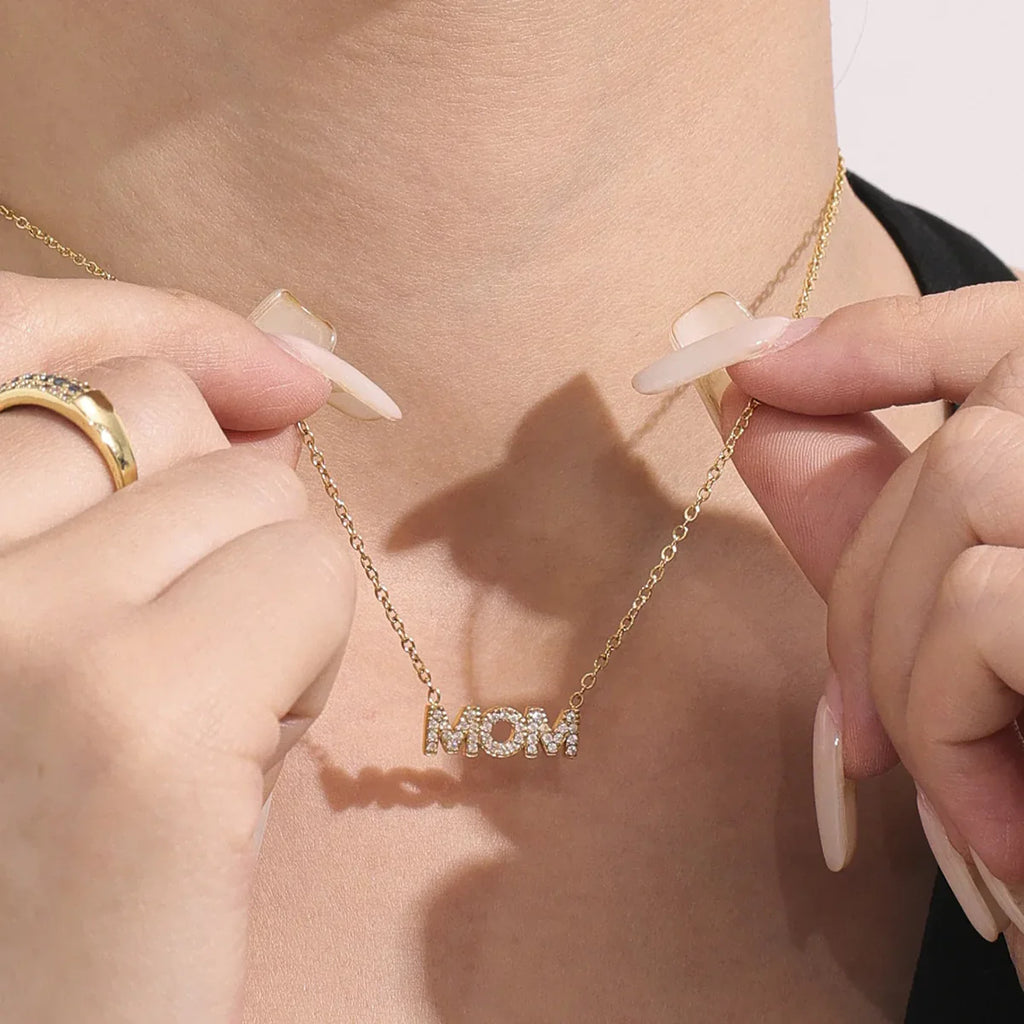 الذواقة الحرف الأول من ديامور