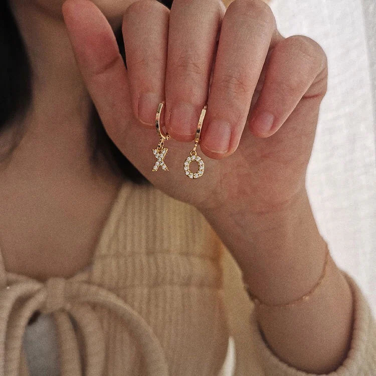 Boucles d'oreilles initiale-JULIA